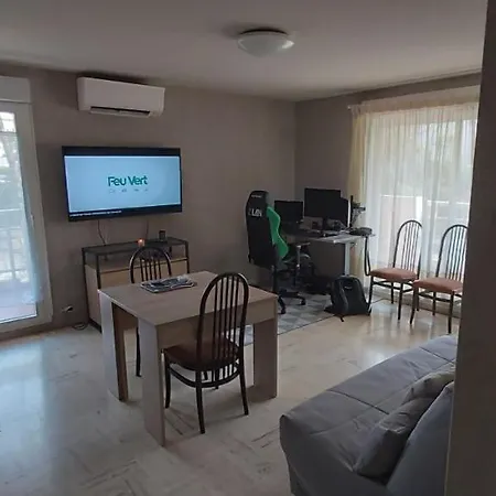70m Near Jardin Bonaparte Apartment *
